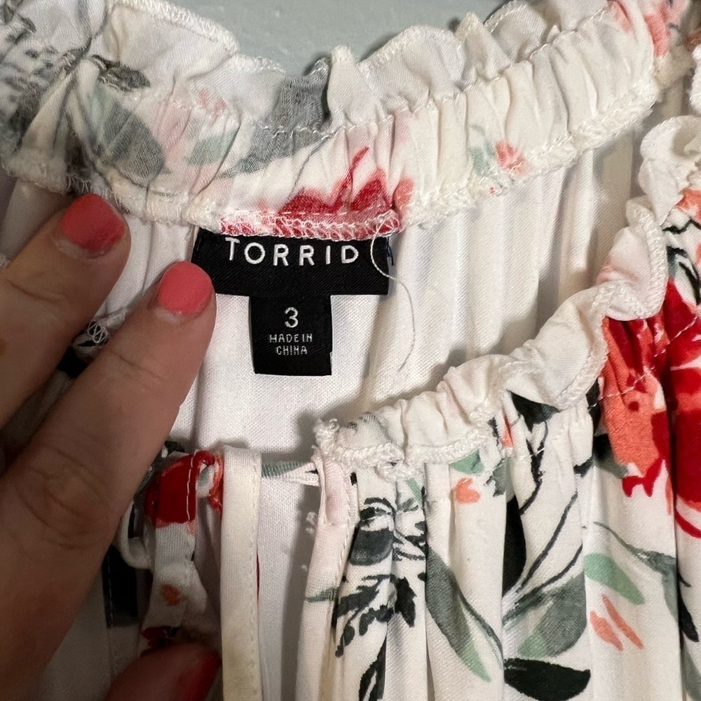 Torrid white and red floral patterned challis drawstring‎ midi dress - Picture 2 of 7
